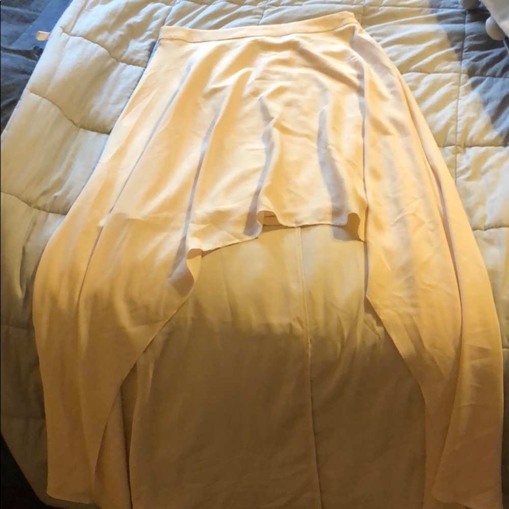 High/low skirt